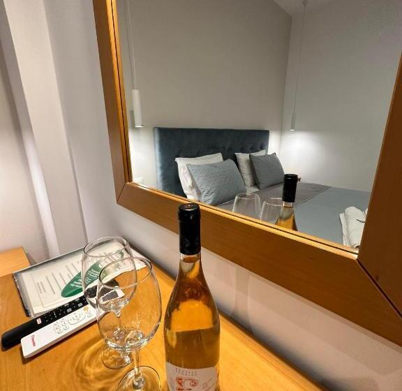 수피리어 싱글 룸, Castro