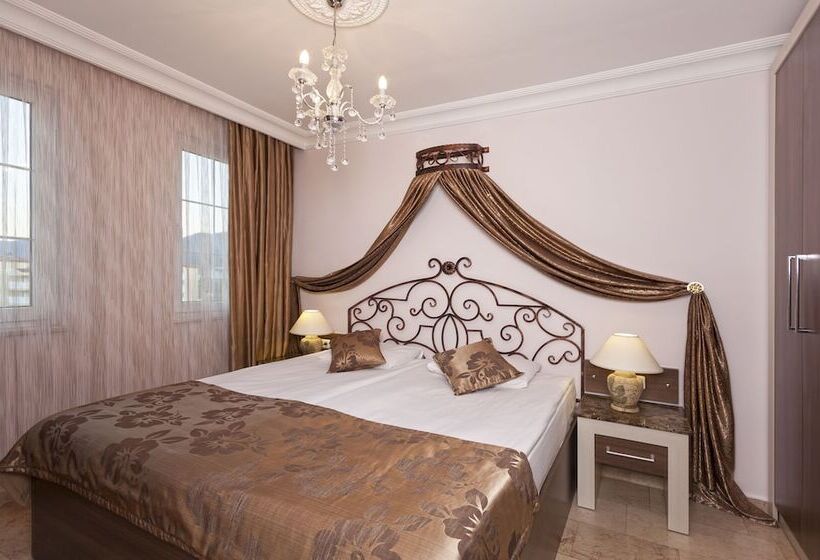 Семейный Номер, Club Paradiso Hotel & Resort