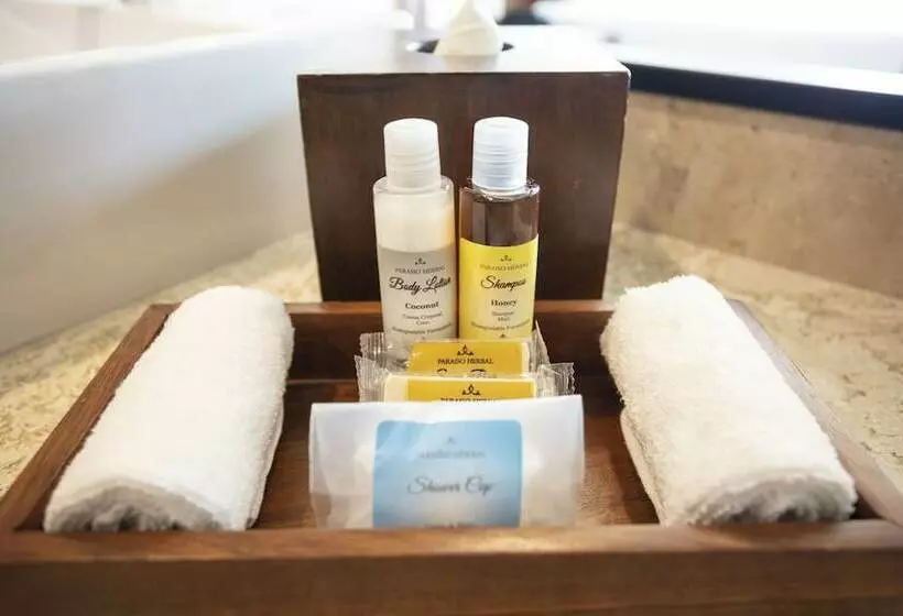 اتاق لوکس با چشم‌انداز دریا, Crown Paradise Golden All Inclusive Resort   Adults Only