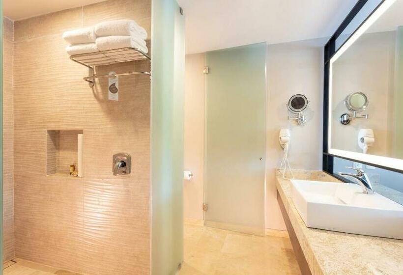 غرفة ديلوكس, Crown Paradise Golden All Inclusive Resort   Adults Only