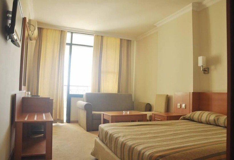 Номер Стандарт Трехместный, Elysee Rive