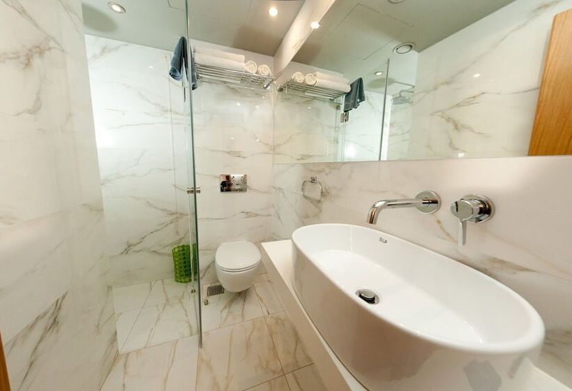 غرفة قياسية مطلّة علي البحر, Golden Star City Resort