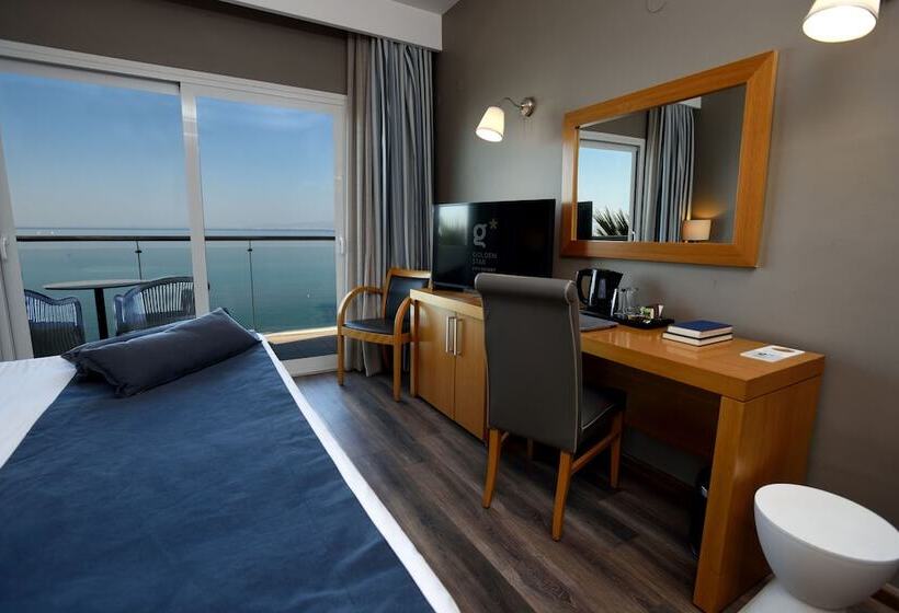 غرفة قياسية مطلّة علي البحر, Golden Star City Resort