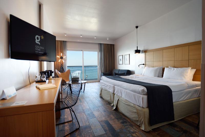 جناح مطلّ علي البحر, Golden Star City Resort