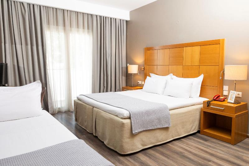 غرفة عائلية ذات إطلالة جانبية على البحر, Golden Star City Resort