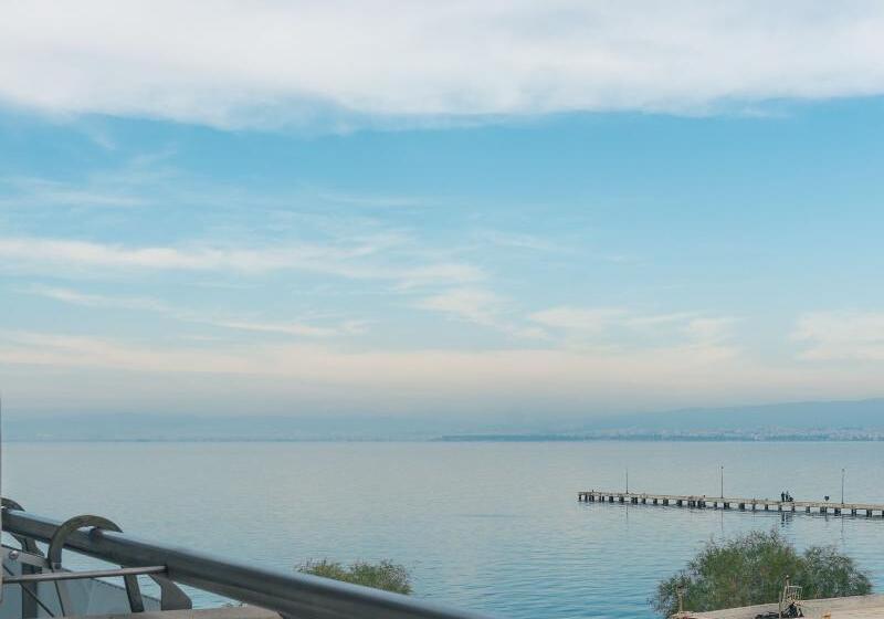 Семейный Номер Боковой Вид на Море, Golden Star City Resort