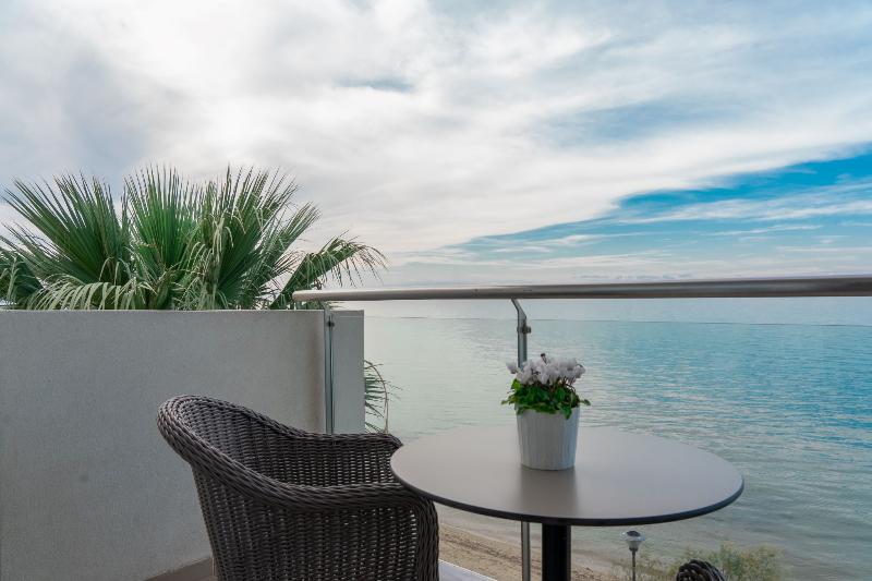 غرفة قياسية مطلّة علي البحر, Golden Star City Resort