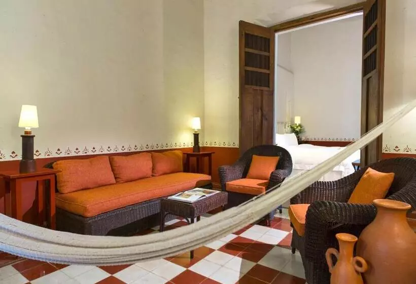سوییت, Hacienda Santa Rosa De Lima