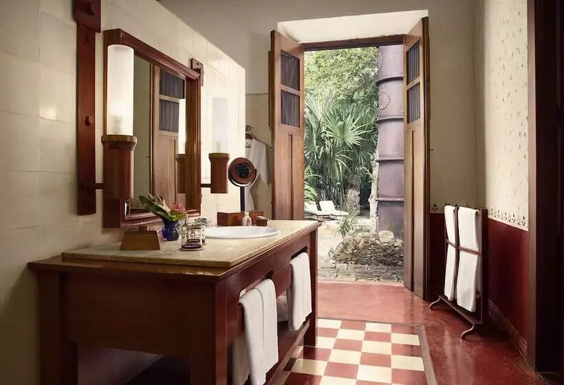 سوییت, Hacienda Santa Rosa De Lima
