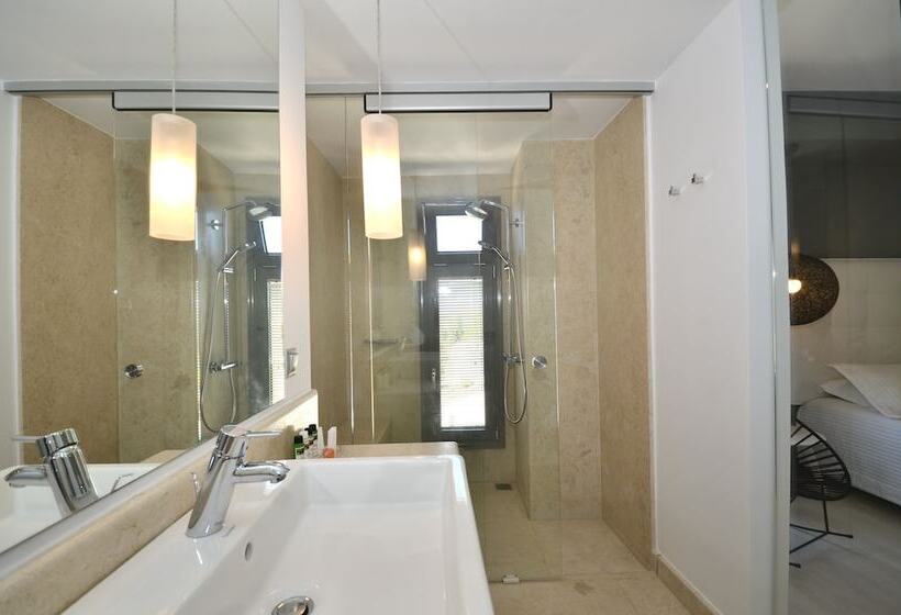 سوییت لوکس, Ino Hotel & Suites