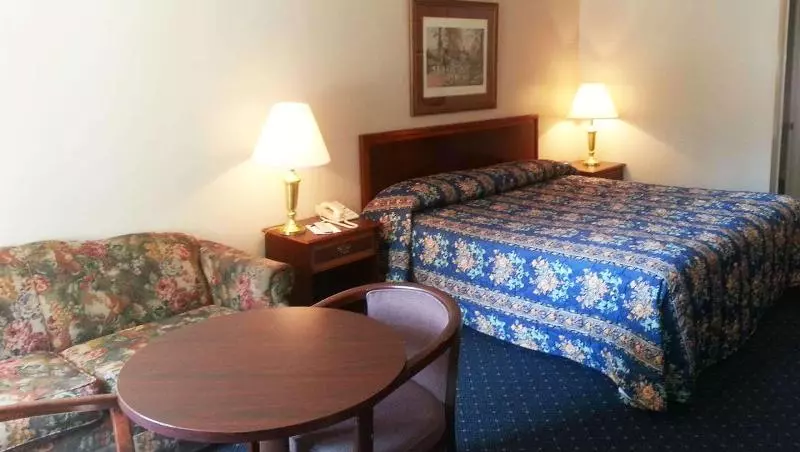 اتاق لوکس با چشم‌انداز استخر, Ino Hotel & Suites