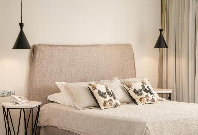 سوییت لوکس, Ino Hotel & Suites