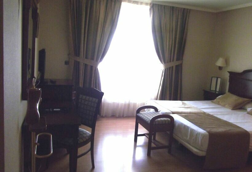 اتاق سوپریور, Lasa Sport