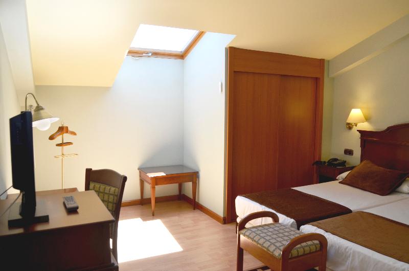 اتاق استاندارد, Lasa Sport