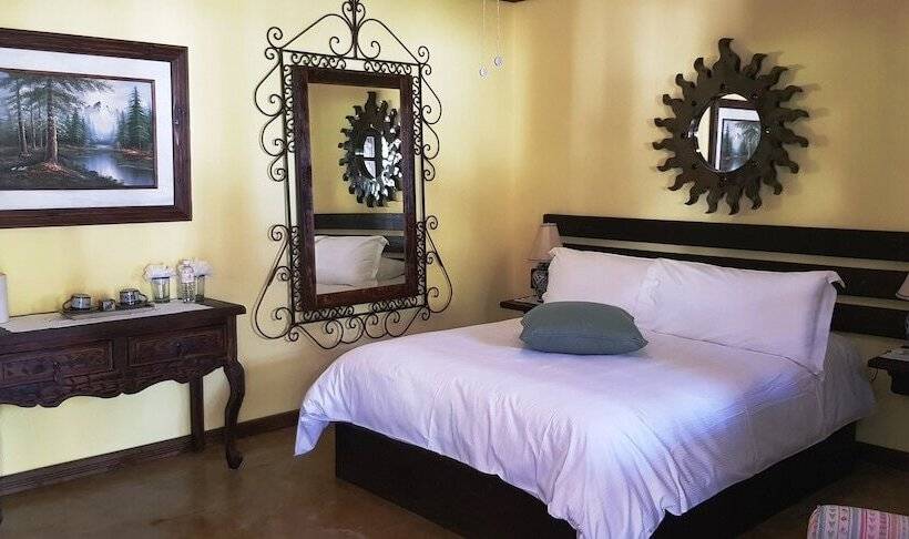 スタンダードルーム, Posada De Las Flores La Paz