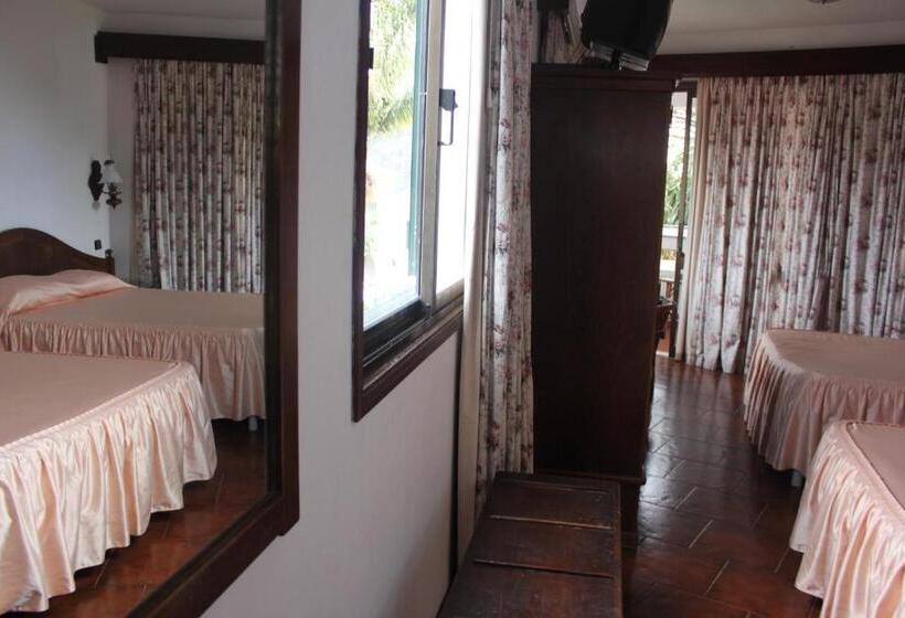 ファミリールーム, Rural De Sanroque