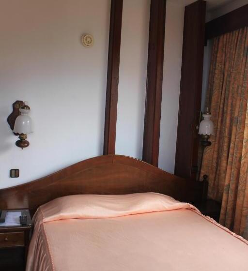 スタンダードルーム, Rural De Sanroque