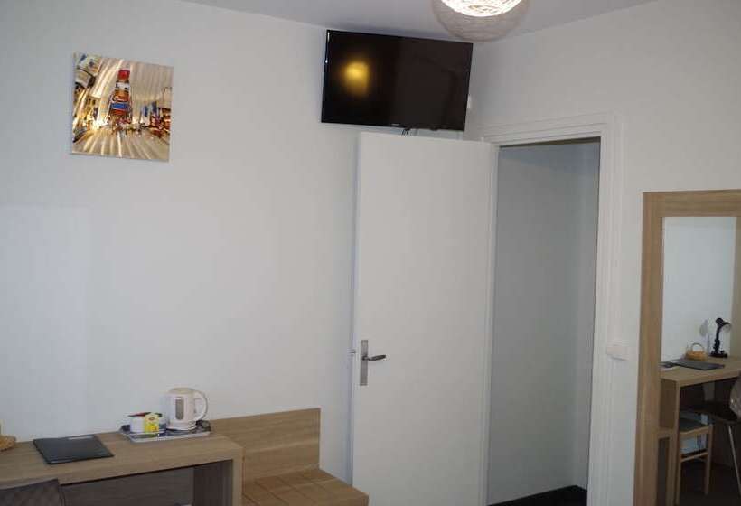 חדר קומפורט, The Originals City, Hôtel Le Savoy, Caen