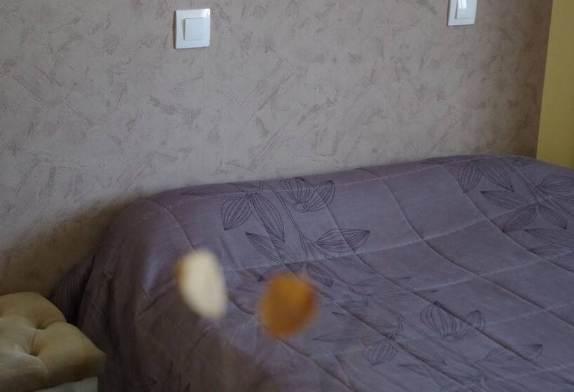 חדר קומפורט, The Originals City, Hôtel Le Savoy, Caen