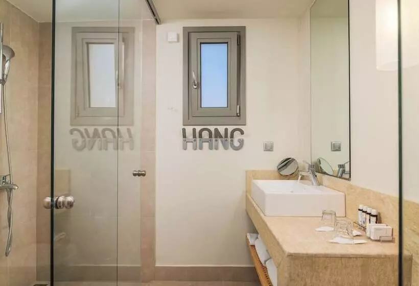اتاق لوکس با چشم‌انداز دریا, Ino Hotel & Suites
