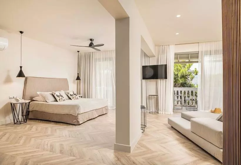 Deluxe Suite Sea View, Ino Hotel & Suites