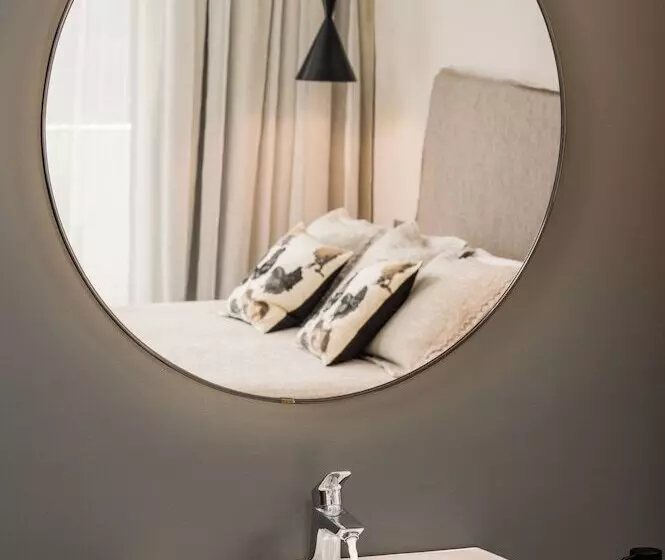 Deluxe Suite Sea View, Ino Hotel & Suites
