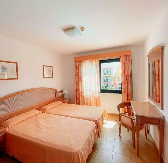 آپارتمان 1 خوابه با چشم‌انداز استخر, Bluesea Aloe Corralejo