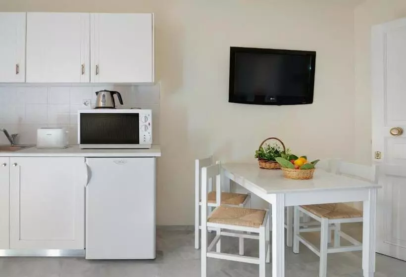 آپارتمان 1 خوابه اینتریور, Mare Hotel Apartments