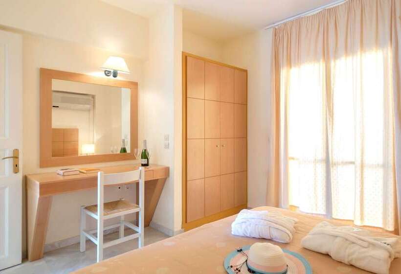 Апартаменты 1 Спальня Вид на Море, Mare Hotel Apartments