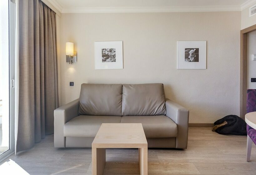 带1个卧室的高级公寓, Marins Playa