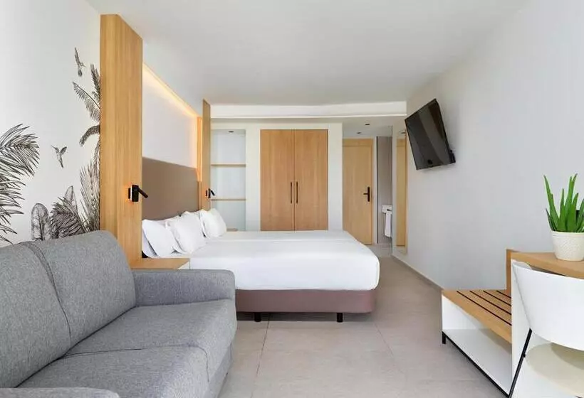 Standard swim-up room, MYND Adeje