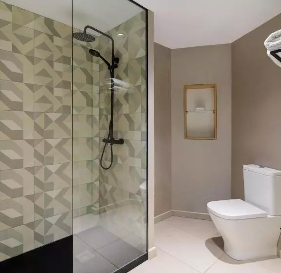 Standard swim-up room, MYND Adeje