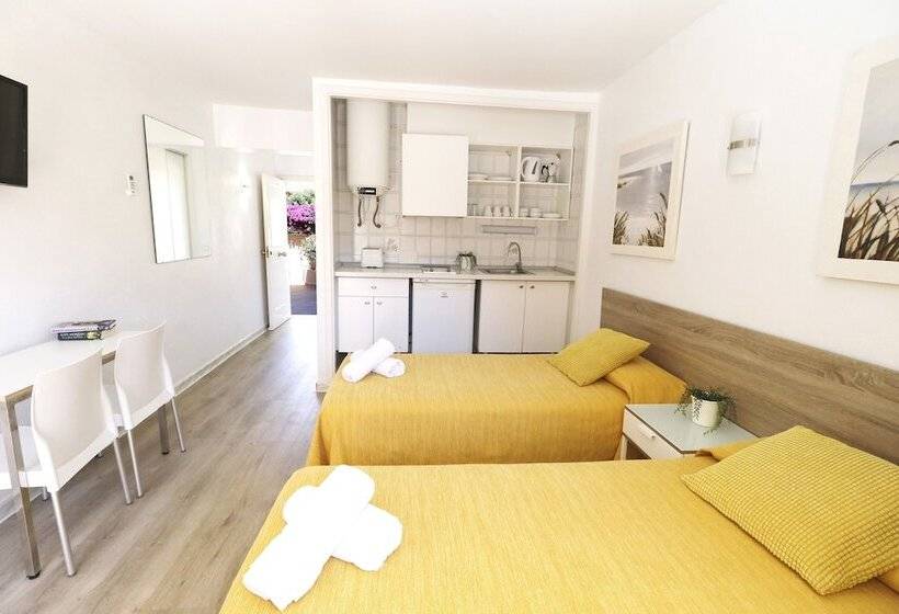 Студия Стандарт, Naika Studios & Apartments