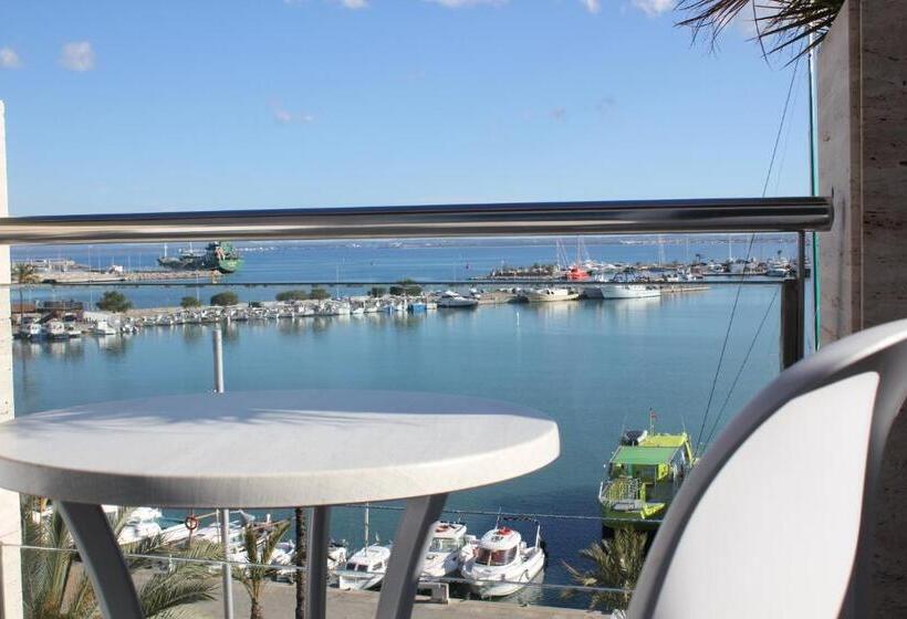 اتاق استاندارد با چشم‌انداز دریا, Hostal Brisa Marina