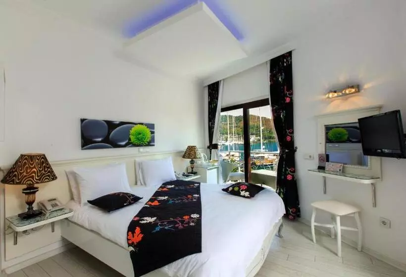 اتاق استاندارد, Atapark
