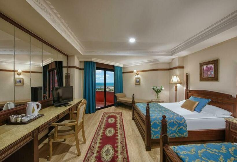 اتاق اساندارد با چشمانداز جانبی به دریا, Delphin Palace