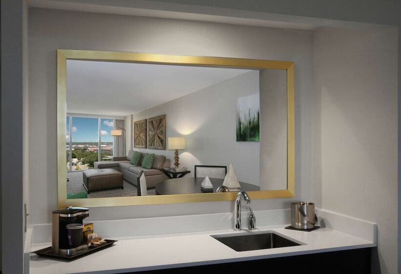 Номер Стандарт, Doubletree By Hilton At The Entrance To Universal Orlando