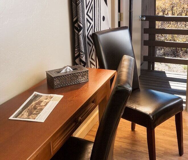 غرفة ديلوكس, Far View Lodge