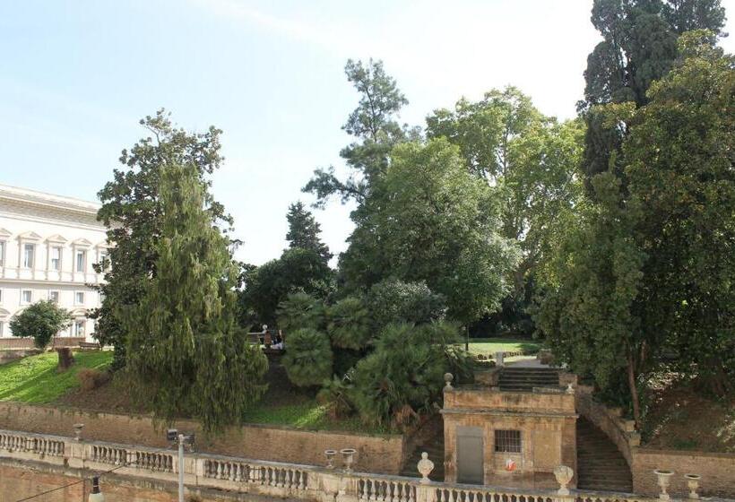 חדר סטנדרט לארבעה, Fiori