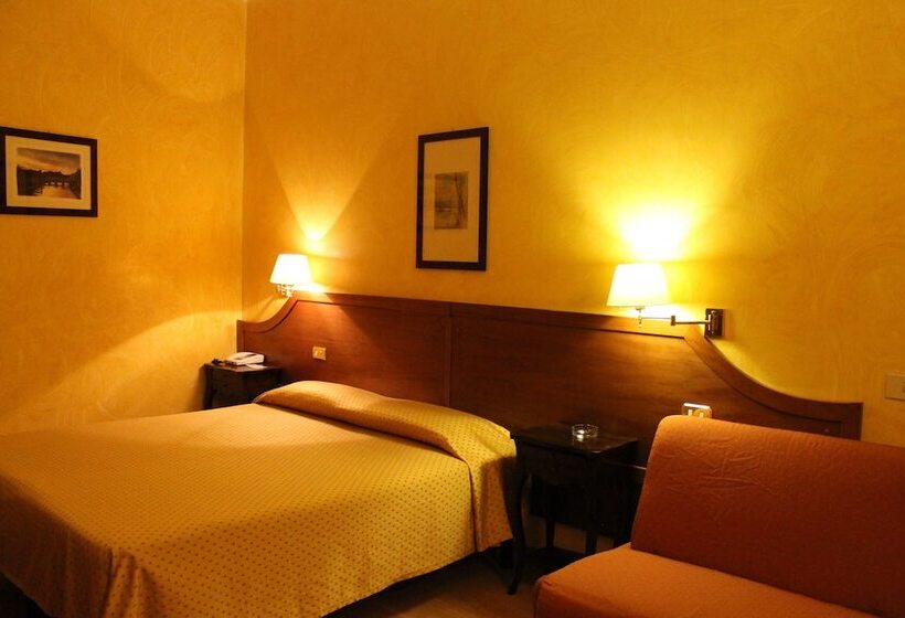 اتاق استاندارد سه نفره, Fiori