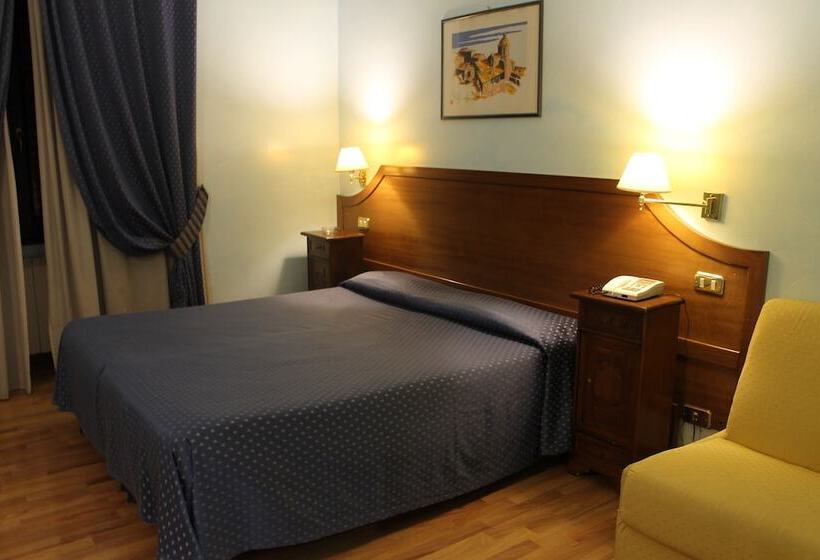 اتاق استاندارد سه نفره, Fiori