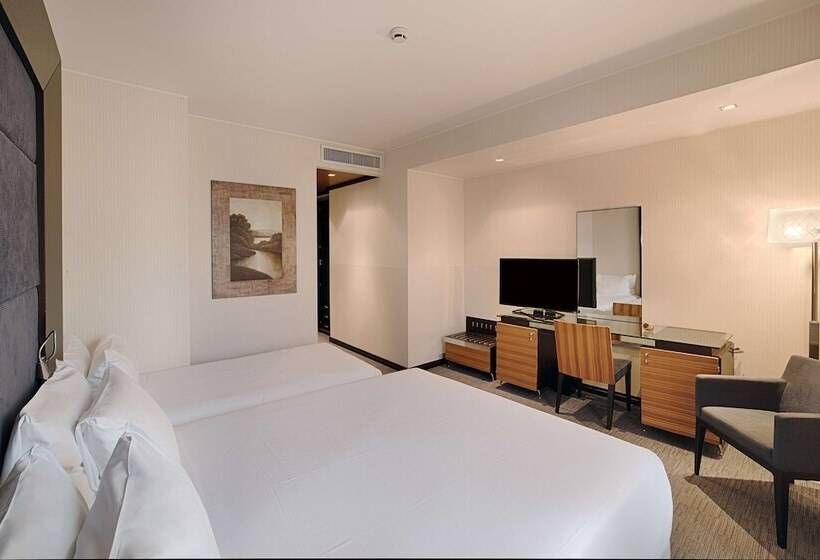 스탠다드 트리플 룸, NH Siena