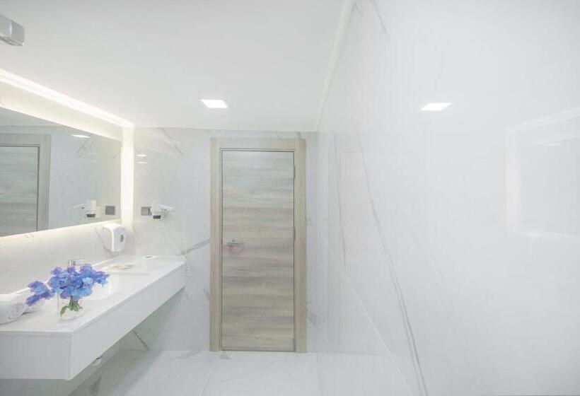 Полулюкс Вид на Бассейн, Pırıl Hotel Thermal&beauty Spa
