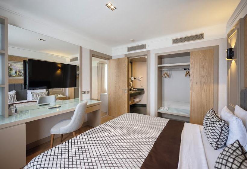 اتاق خانوادگی, Porto Bello Hotel Resort & Spa