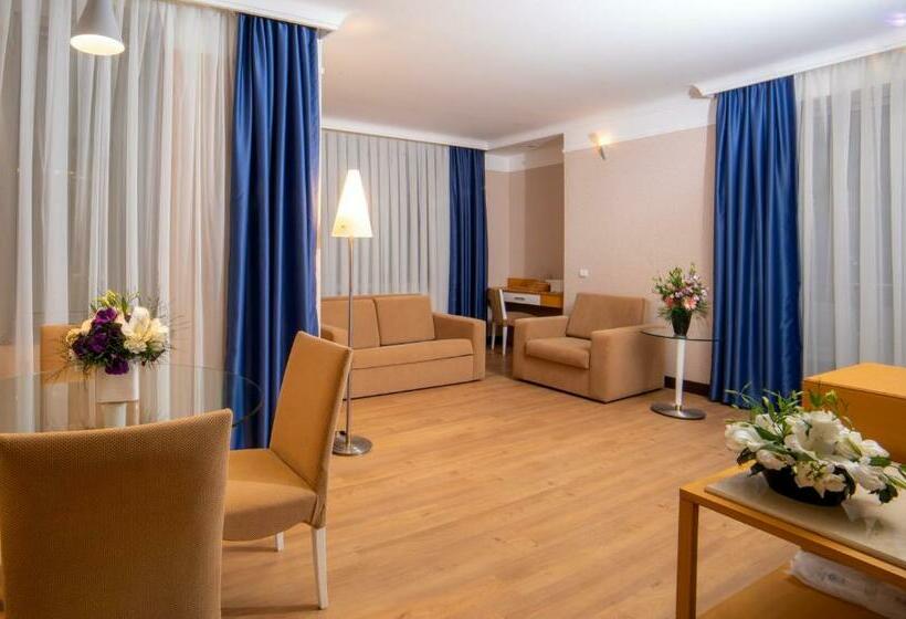 سوییت جونیور, Porto Bello Hotel Resort & Spa