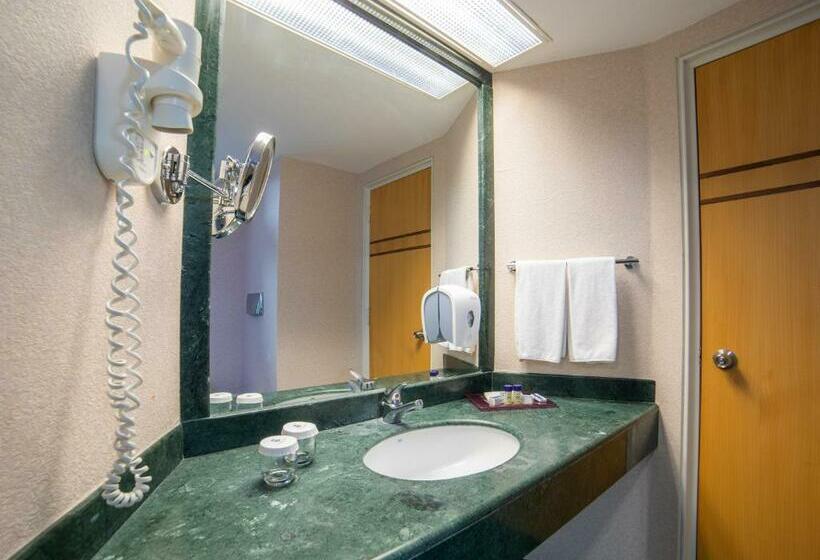 سوییت جونیور, Porto Bello Hotel Resort & Spa