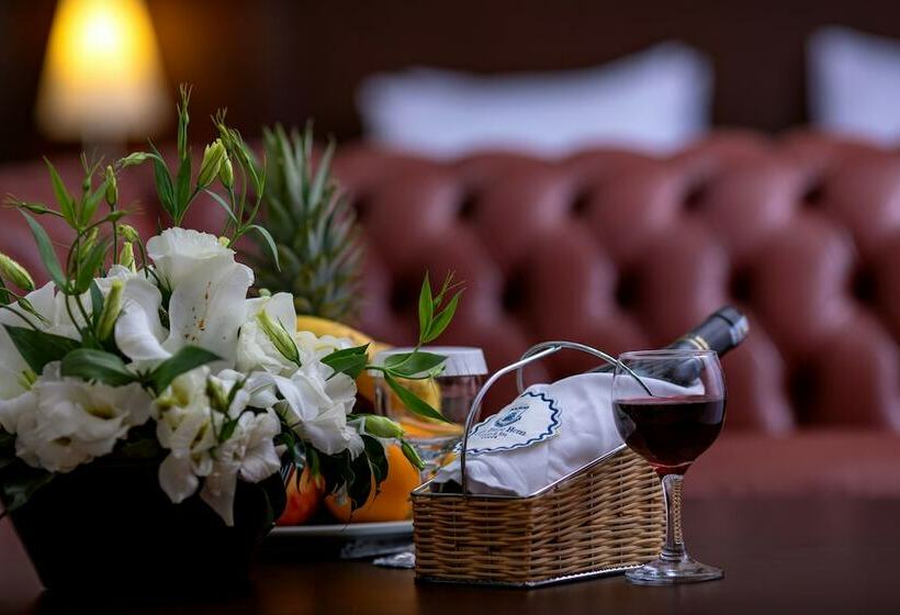 سوئیت سینیور, Porto Bello Hotel Resort & Spa