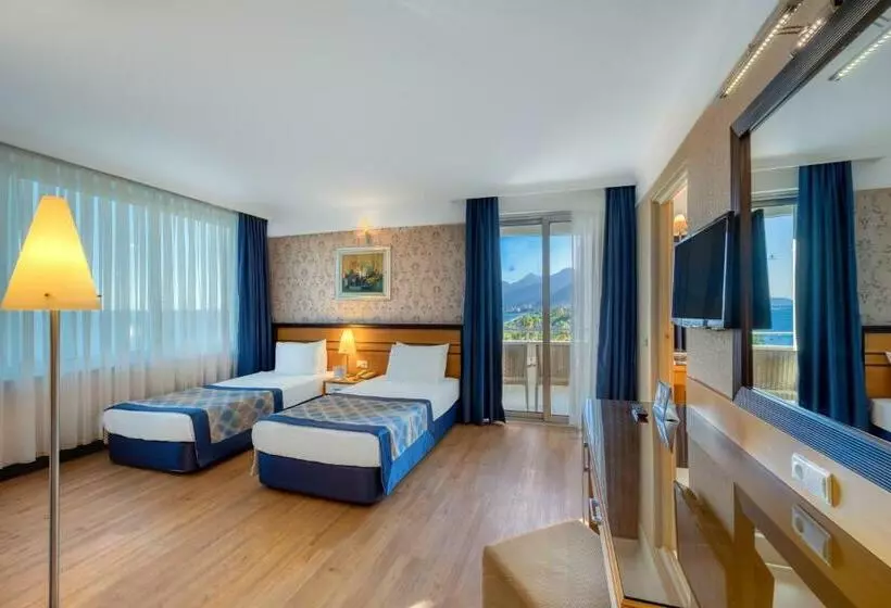 اتاق خانوادگی, Porto Bello Hotel Resort & Spa