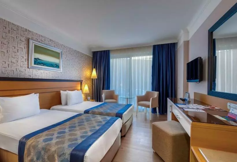 اتاق اقتصادی داخلی, Porto Bello Hotel Resort & Spa