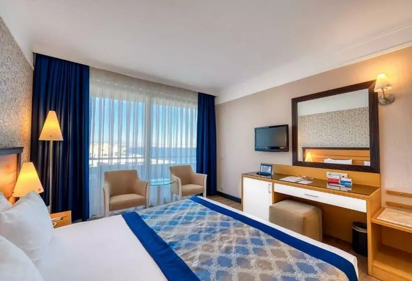 اتاق استاندارد یک تخته با چشمانداز دریا, Porto Bello Hotel Resort & Spa